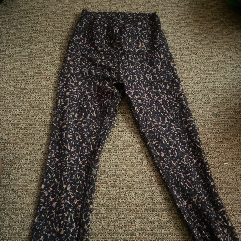 lululemon athletica Kids' Black and Pink Patterned Leggings